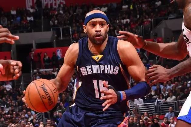 转会市场上 转会市场上