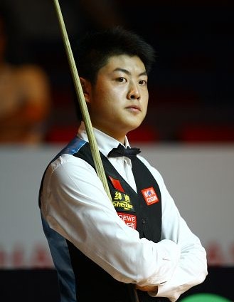 0横扫的背 0横扫的背